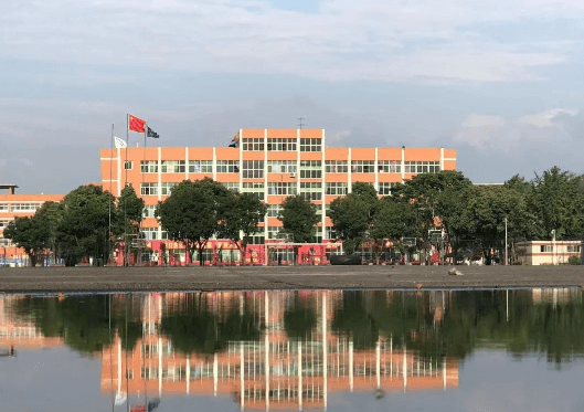 四川科創(chuàng)技工學(xué)校