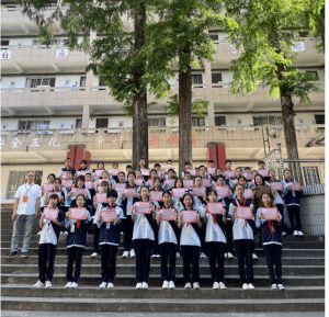 2023年龍泉二中宿舍條件_師資力量