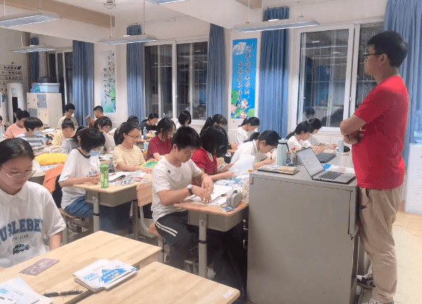 四川省雙流中學