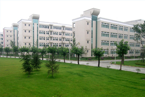 成都職業(yè)技術學校