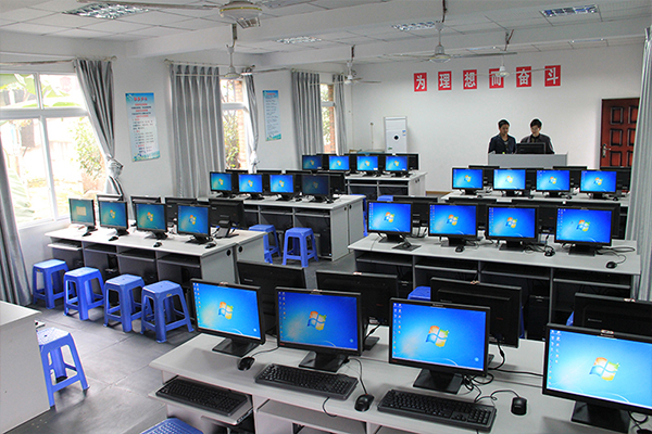 自貢市電子信息職業(yè)技術學校招生