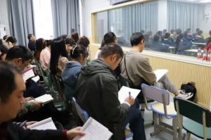都江堰領川實驗學校的學費是多少_學費貴嗎