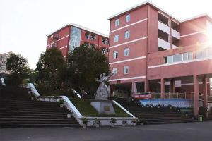 2024年四川省瀘州市江陽職業(yè)高級中學(xué)校招生簡章_收費(fèi)標(biāo)準(zhǔn)_專業(yè)介紹