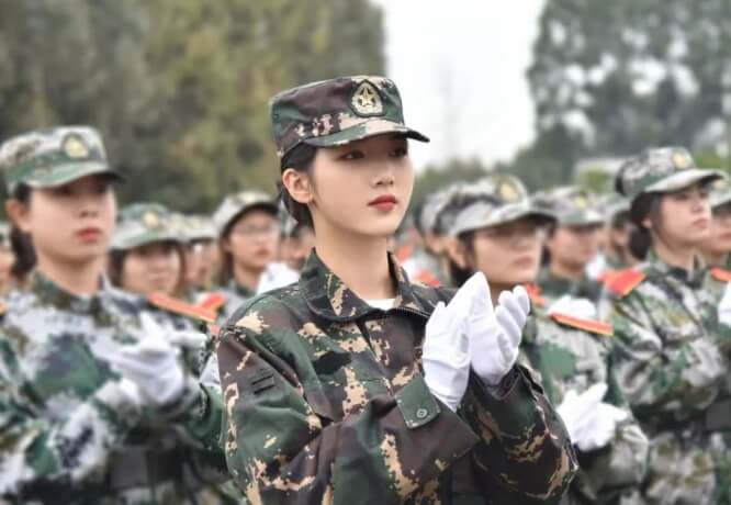 成都航空旅游職業(yè)學校