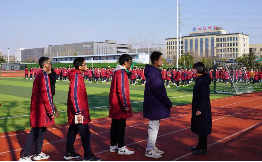 成都市西川匯錦都高級中學(xué)