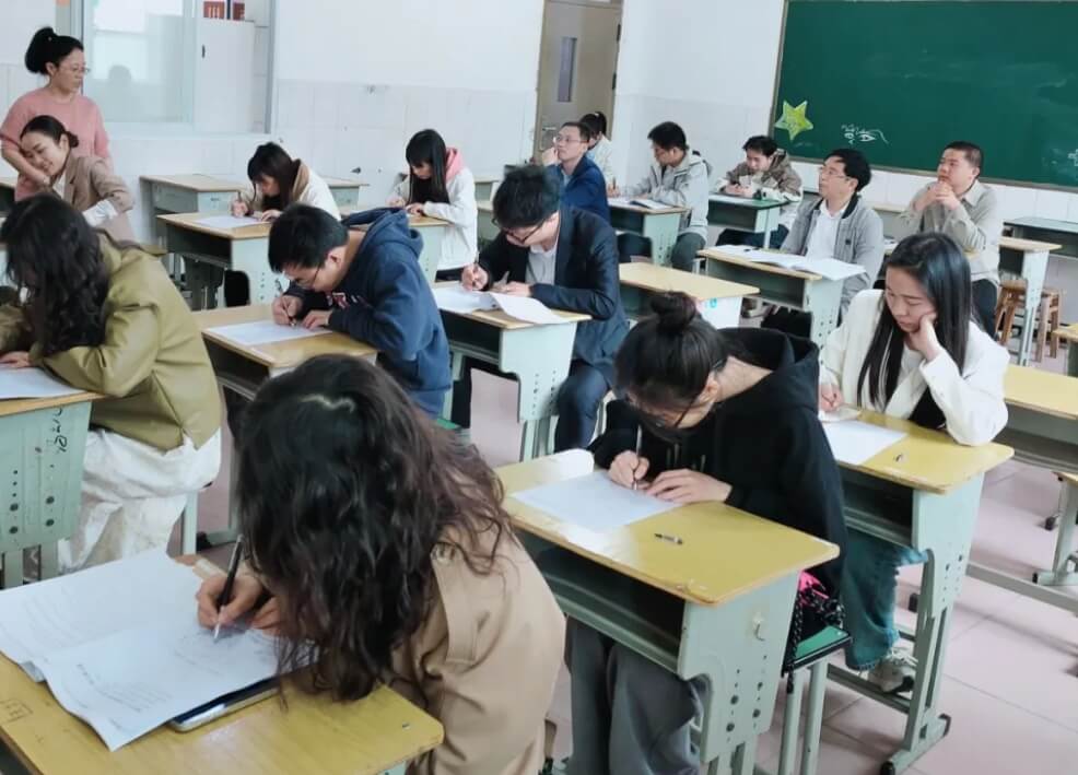 眉山育英學校