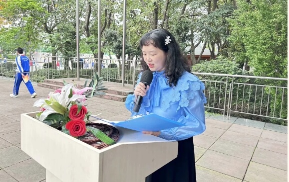 成都佳興外國語學(xué)校