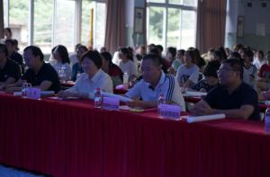 2024年四川商務(wù)職業(yè)學(xué)院學(xué)校學(xué)生成績建設(shè)_學(xué)校學(xué)生成績好不好