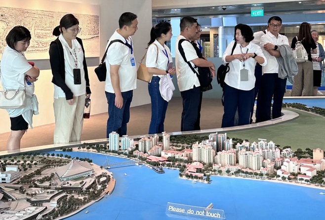 成都泛美航空旅游職業(yè)學(xué)校