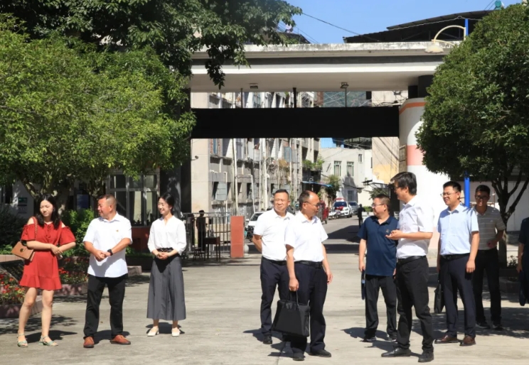 四川省漢源縣職業(yè)高級中學(xué)