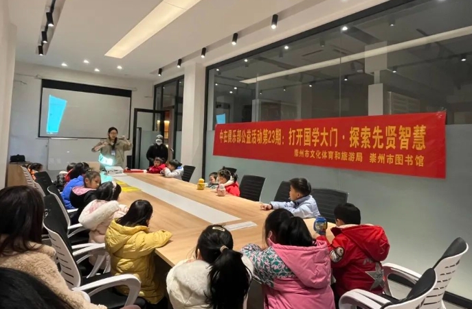四川文化傳媒職業(yè)學(xué)院