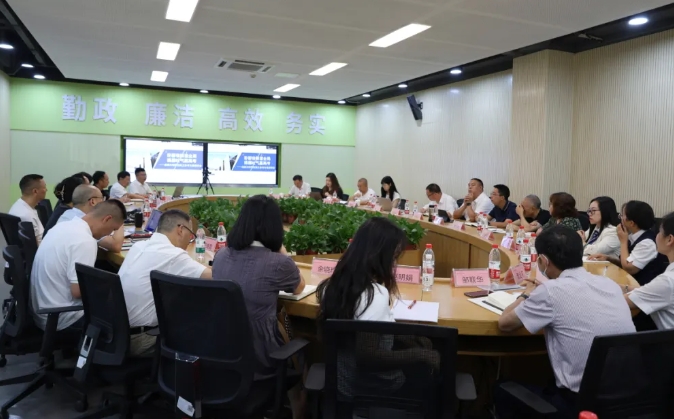 成都市青白江區(qū)為明學(xué)校