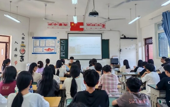 南充工貿(mào)科技職業(yè)學(xué)校