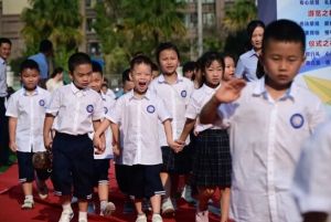 2025年成都新世紀(jì)外國(guó)語(yǔ)學(xué)校師資如何_師資介紹