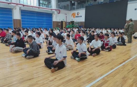 四川省成都市青蘇職業(yè)中專學(xué)校