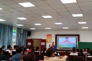 2025年成都新高技工學(xué)校師資如何_師資介紹