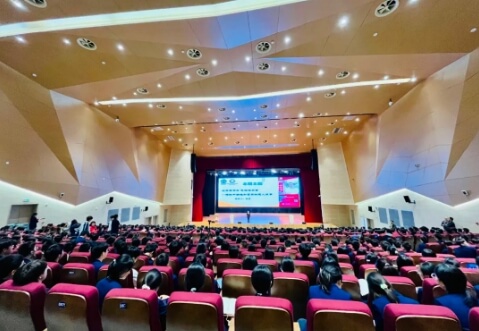 成都市新津區(qū)成外學(xué)校