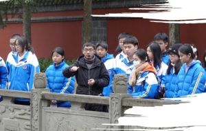 2025年新津?qū)嶒?yàn)高中學(xué)費(fèi)收費(fèi)如何_收費(fèi)介紹