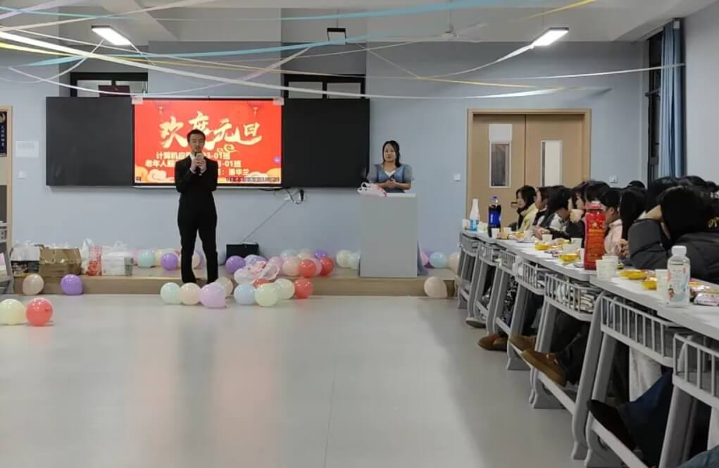 德陽科貿(mào)職業(yè)學(xué)院中職部