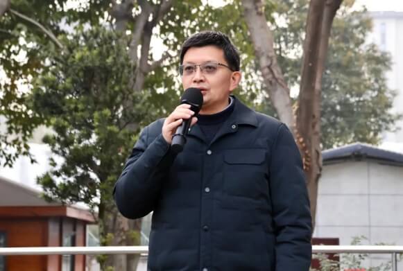 成都佳興外國語學(xué)校