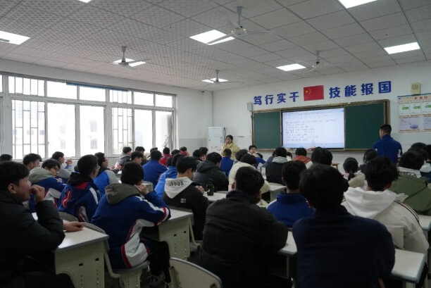 瀘州市職業(yè)技術學校