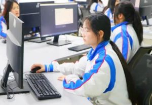 2025年四川五月花技師學(xué)院計(jì)算機(jī)廣告制作專業(yè)如何_專業(yè)介紹