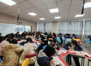2025年成都汽車職業(yè)技術(shù)學(xué)校教學(xué)設(shè)施如何_教學(xué)設(shè)施介紹