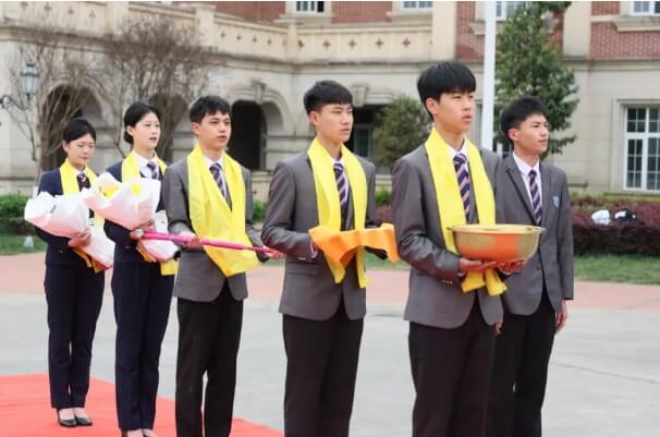 成都泛美航空旅游職業(yè)學校