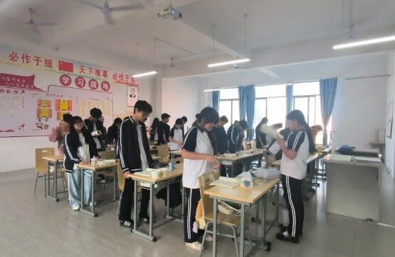 四川科技職業(yè)學院中職部
