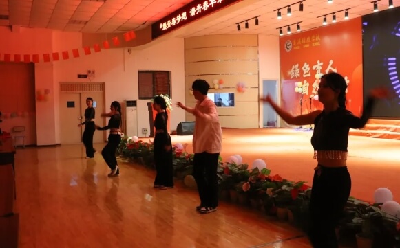 蓬溪綠然學(xué)校
