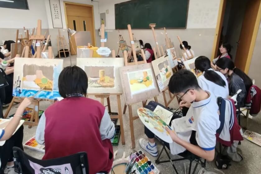 四川省成都市青蘇職業(yè)中專學(xué)校