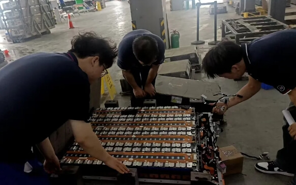 成都萬通高級技工學(xué)校