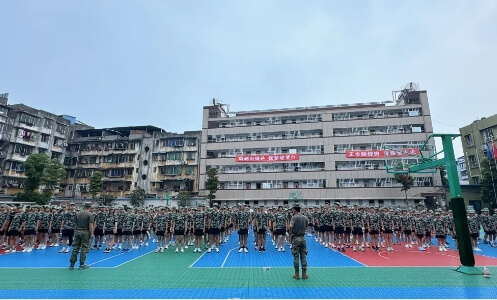 眉山育英實驗學(xué)校