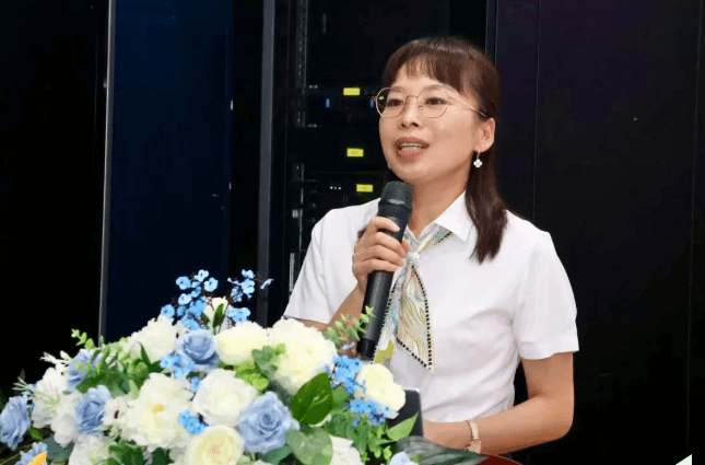 成都佳興外國語學校